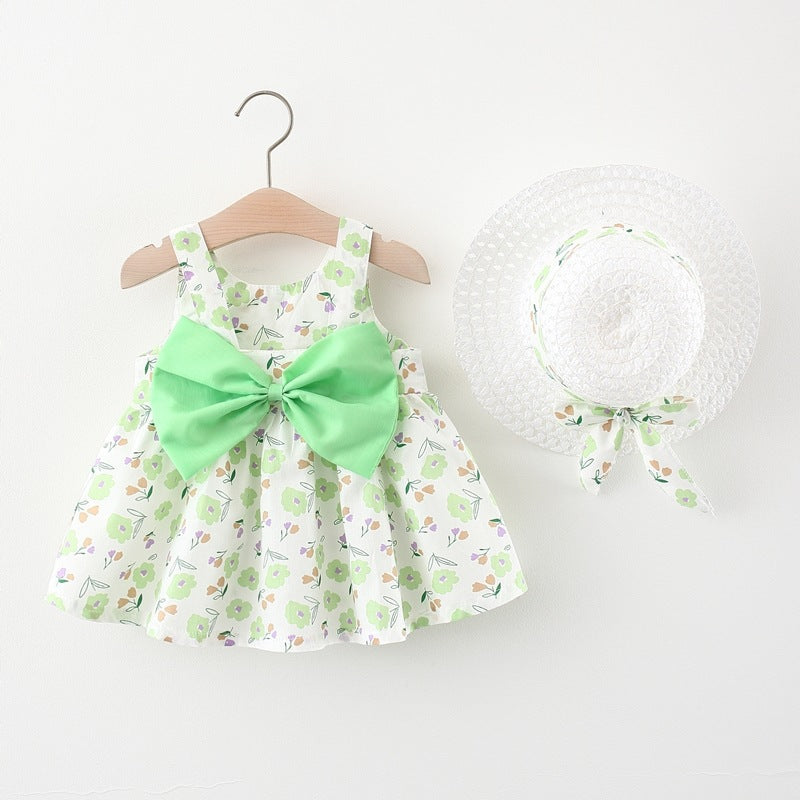 Cubs Lane new style sweet suspender skirt for baby girls with small flowers dress fashionable with straw hat