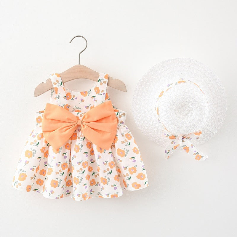 Cubs Lane new style sweet suspender skirt for baby girls with small flowers dress fashionable with straw hat