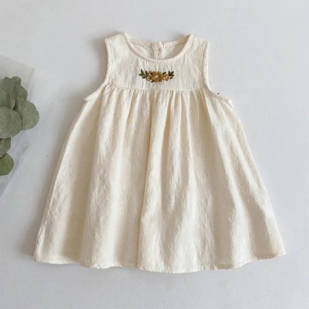 Cubs Lane new baby girl vest skirt girl small fresh embroidery sleeveless